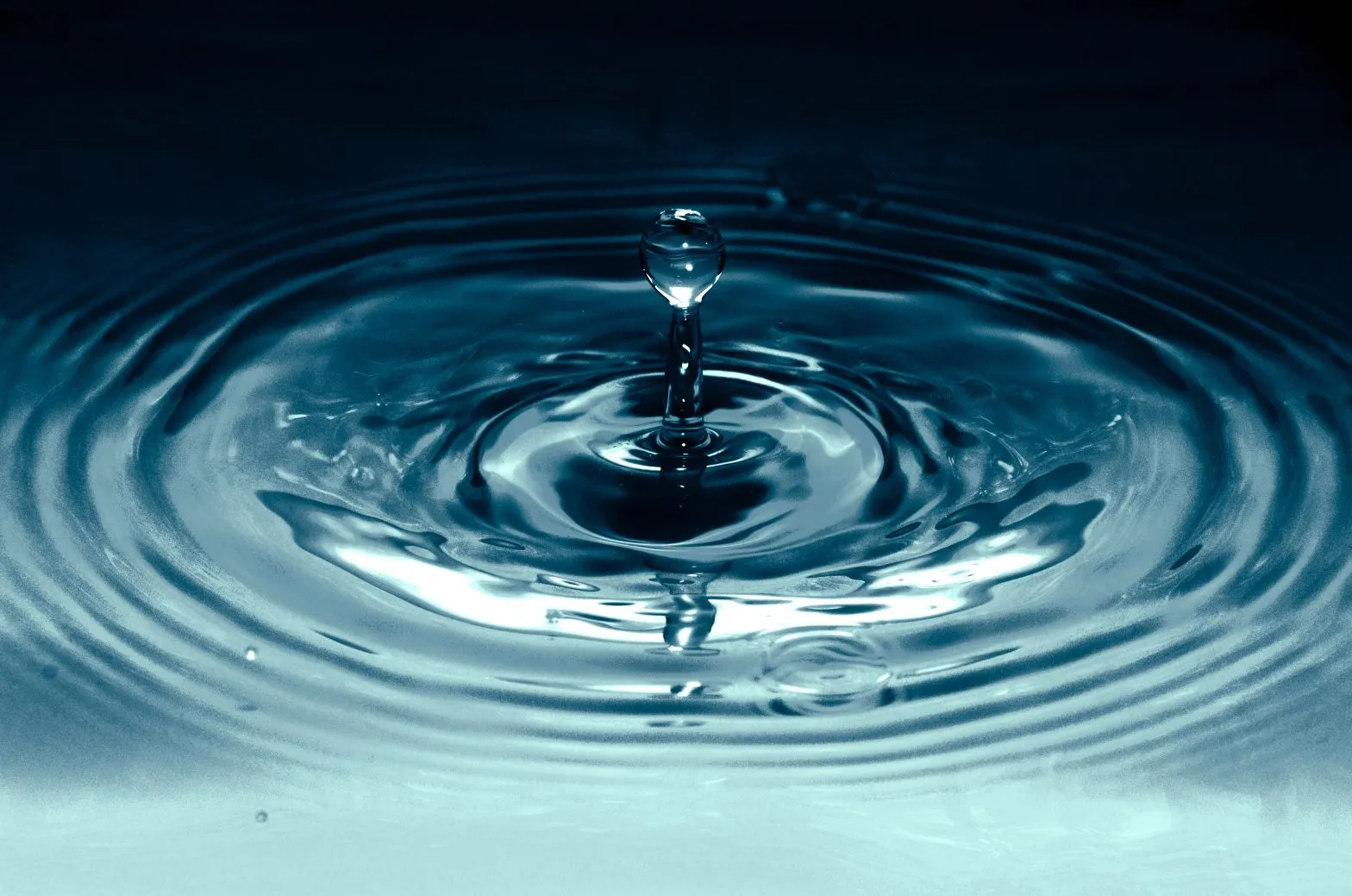 Water Drop Terry Vlisidis Sfevfn01 Ao Unsplash 1568x1039